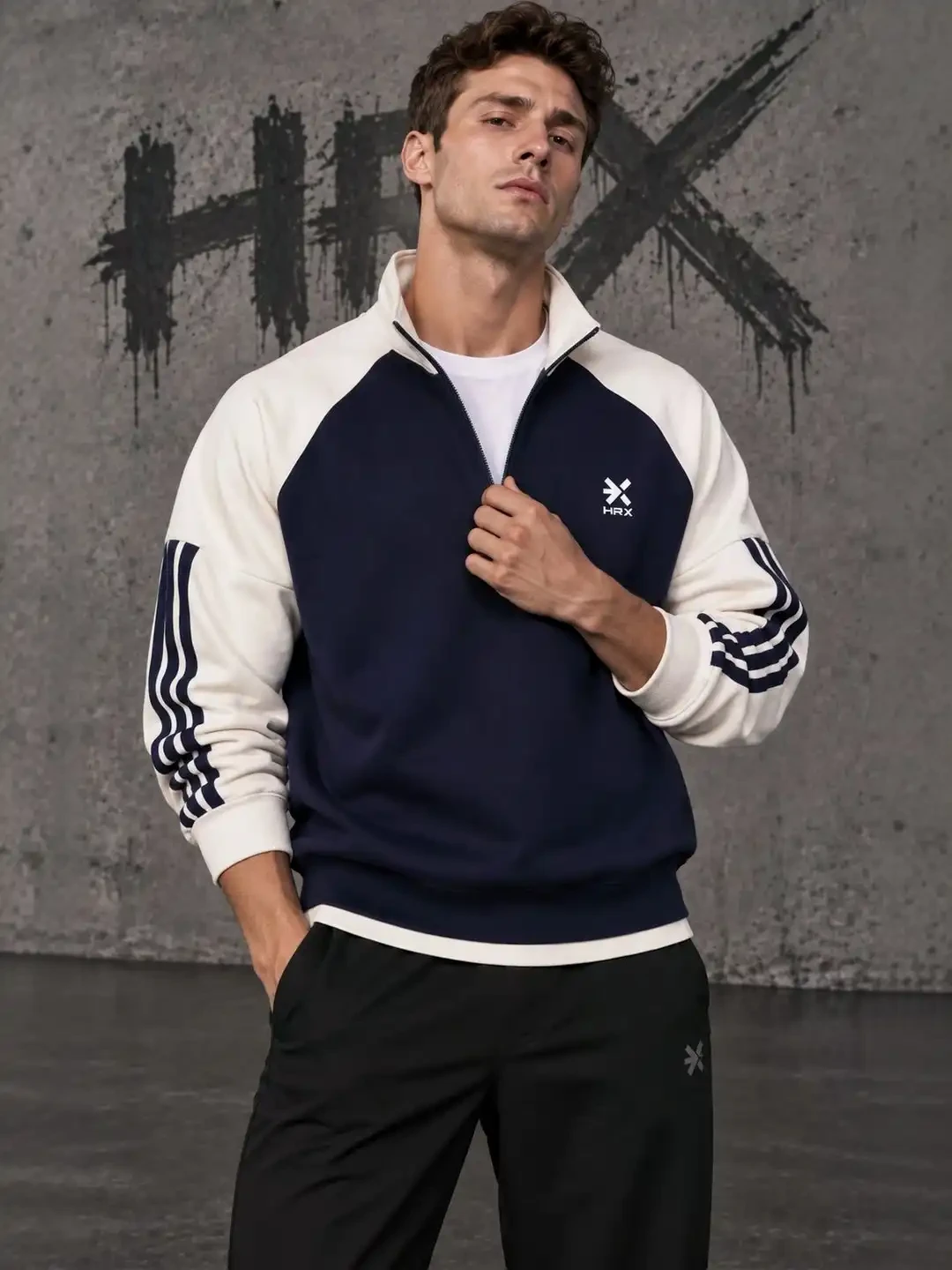 HRX by Hrithik Roshan Men Colourblocked Sweatshirt